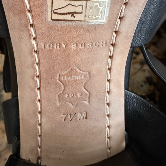 TORY BURCH BLACK LEATHER CITY HEELS - Picture 10 of 10